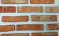 Grueso antiguo del ladrillo 2,5 cm de la pared vieja rectangular para la construcción y la decoración